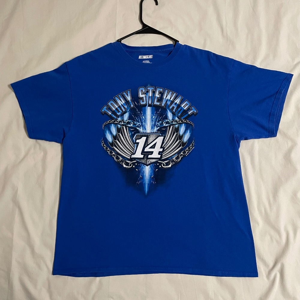 Nascar. Tony Stewart #14 T-shirt. Blue with graphic. XL.